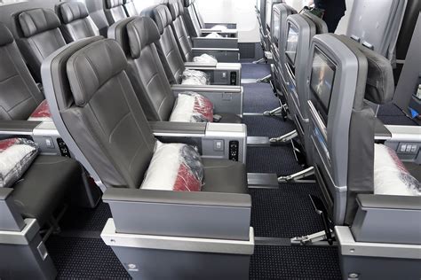 aa 772-boeing 777|American Airlines 777.